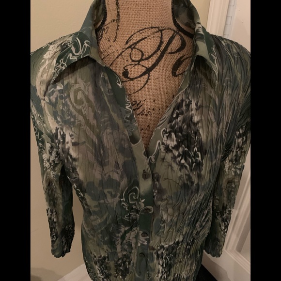 E &K Designs GREEN FLORAL PRINT BUTTON  BLOUSE XL - Picture 3 of 7